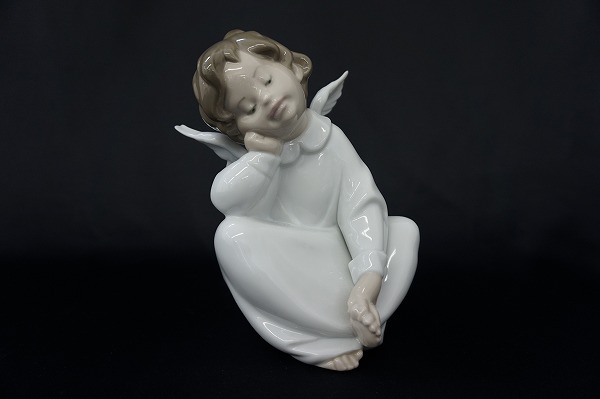 リヤドロ 陶器No.4961『天使の考え事（なんとかなるよ）』