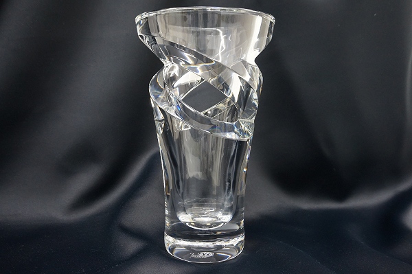 バカラ フラワーベース トルネード クリスタルガラス
