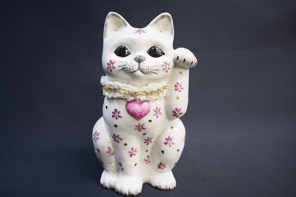 アイリッシュドレスデン 陶磁器ハッピーキャット招き猫フィギュリン