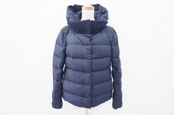 買取したヘルノのダウンジャケット