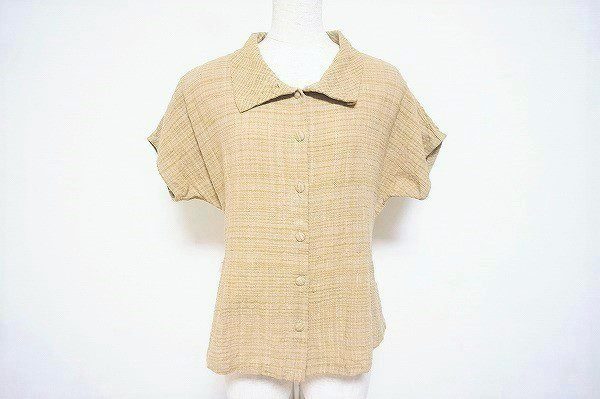 買取したウサトの半袖シャツブラウス