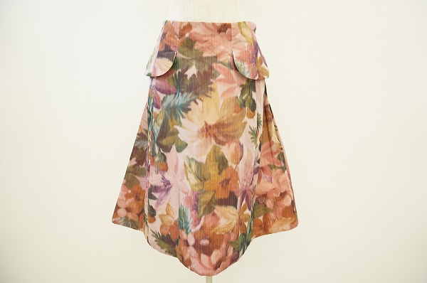 センソユニコの花柄スカートを買取