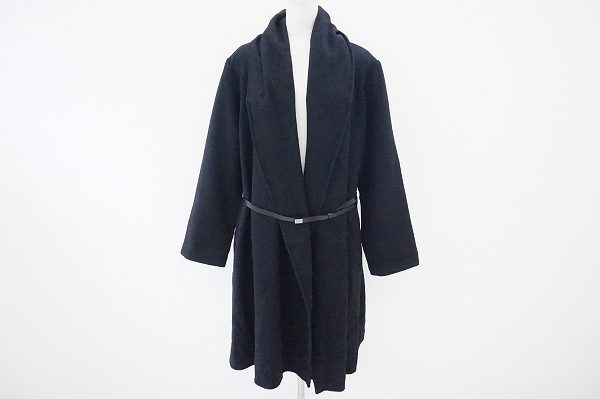 買取したヨシエイナバのデザイナー稲葉賀恵氏が1972年に立ち上げたブランド モガのコート