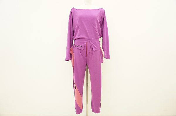 洋服買取で人気のカンサイヤマモトのセットアップ商品