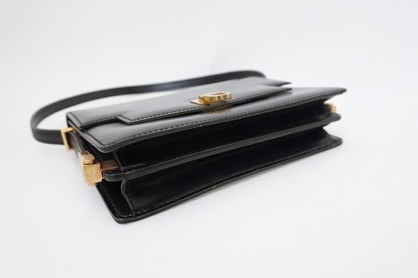 お買取したモラビトのハンドバッグ