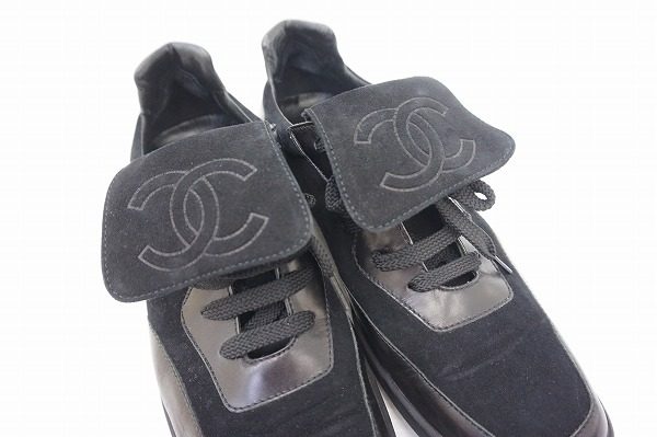 シャネルのスニーカーをお買取