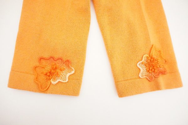 お買取したアトリエマリコのニットの袖