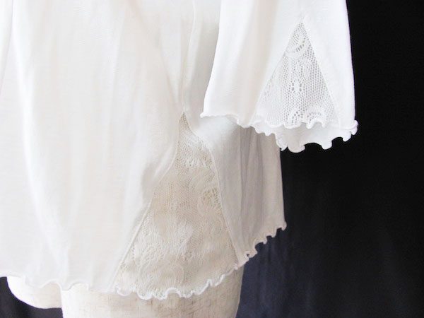 お買取したアトリエサガンのTシャツの袖 お買取したアトリエサガンのTシャツの袖