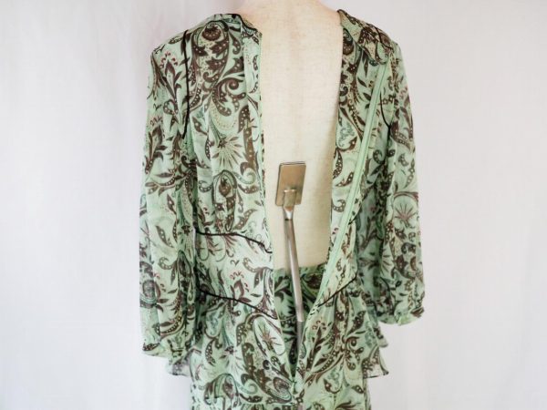 お買取したジバンシィのセットアップの後ろ お買取したジバンシィのセットアップの後ろ