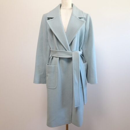 お買取したマダムジョコンダのコート