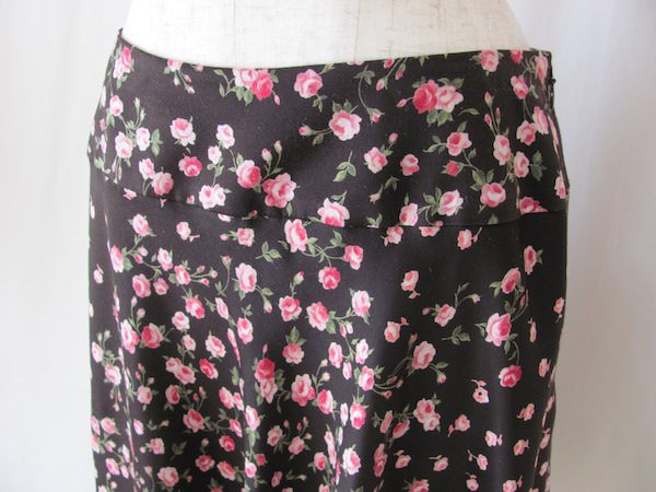 銀座マギーのスカートをお買取