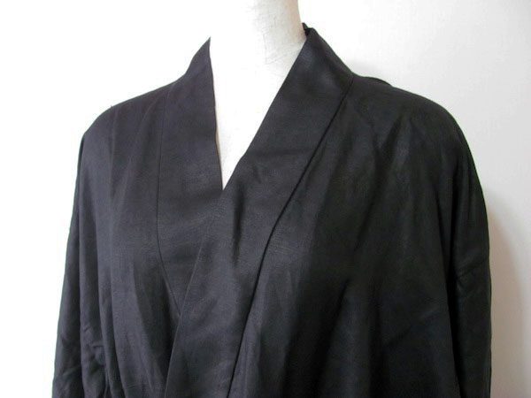 買取したソウソウの着物風カーディガンの襟元 買取したソウソウの着物風カーディガンの襟元