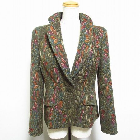 イネスの洋服買取はアクイール