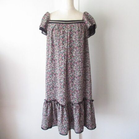 エムズグレイシーの洋服買取はアクイール