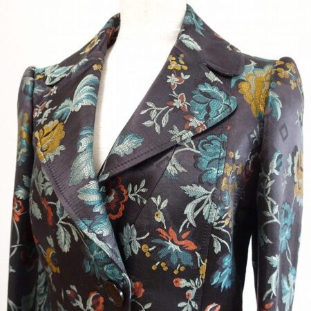 かっこいい女性を演出するエトロのボタニカル柄ジャケットを買取