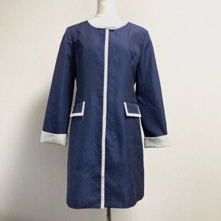 エルミダの水玉模様コート