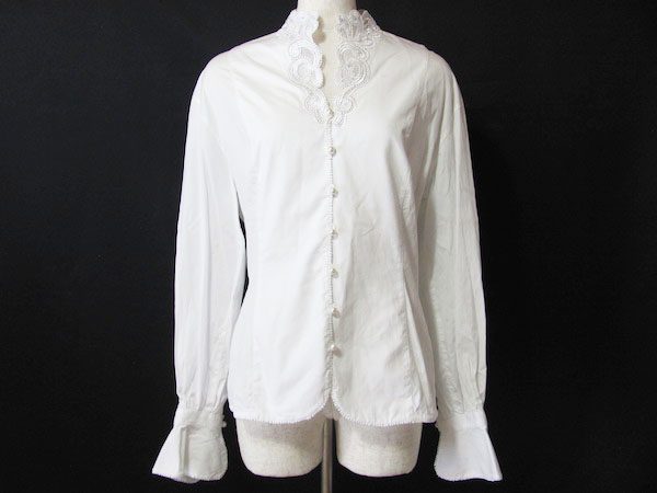 お買取したクリスチャンディオールのブラウス