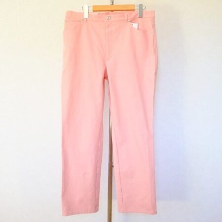 エスカーダの洋服買取はアクイール