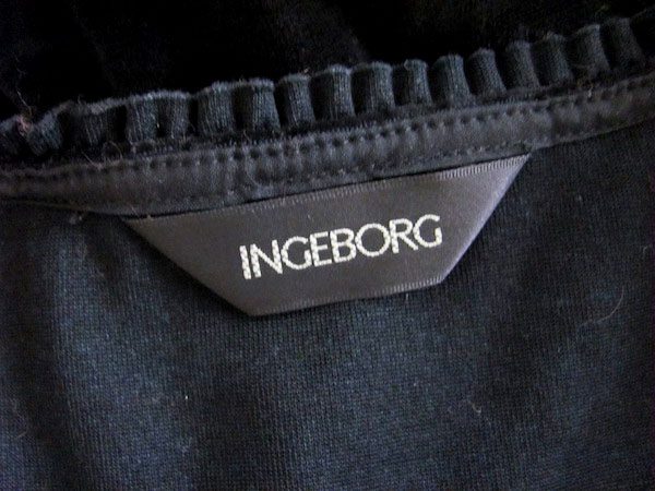 お買取したインゲボルグのカットソーのタグ