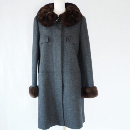 お買取した銀座マギーのコート