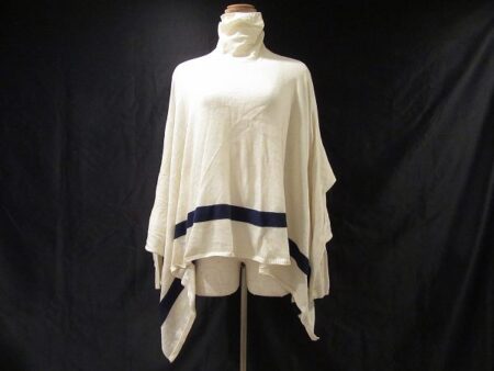 フォーティファイブアールピーエムのドルマンタイプのニット（アイボリー×ネイビー）