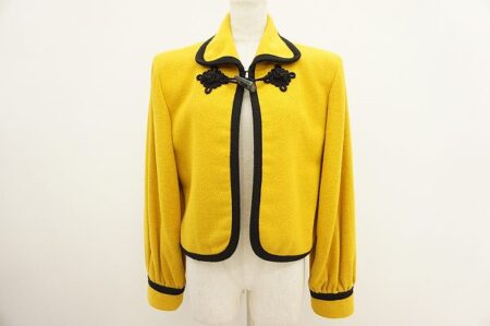 イヴサンローランのジャケット（黄色×黒縁取り）