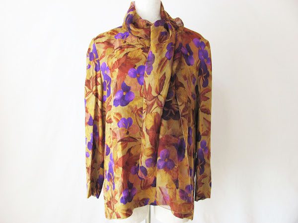 [お買取]ジュンアシダ｜紫の花柄が映えるスカーフ付きプルオーバー