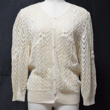 お買取したアトリエサガンのカーディガン