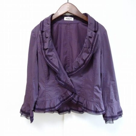 ヒロコビスのショート丈ジャケット（紫）
