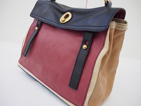 【イヴサンローラン】角度によって表情が変わる☆ハンドバッグをお買取