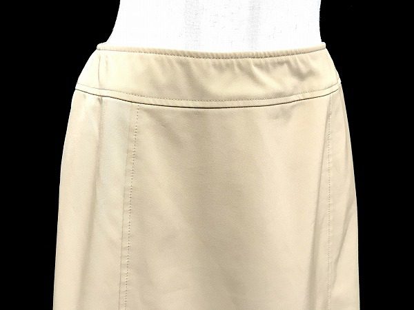 フォクシーニューヨークのスカートをお買取