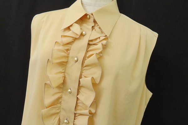 シャネルのブラウスをお買取