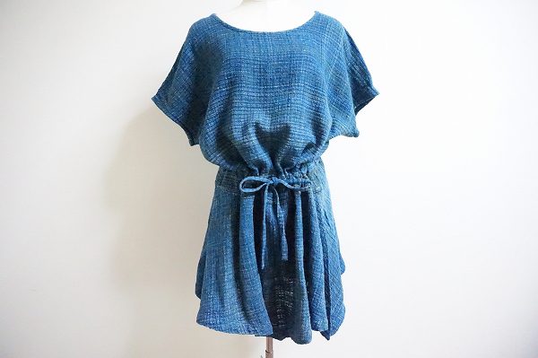 ドロストデザインで着痩せ効果！うさとのチュニックをお買取しました