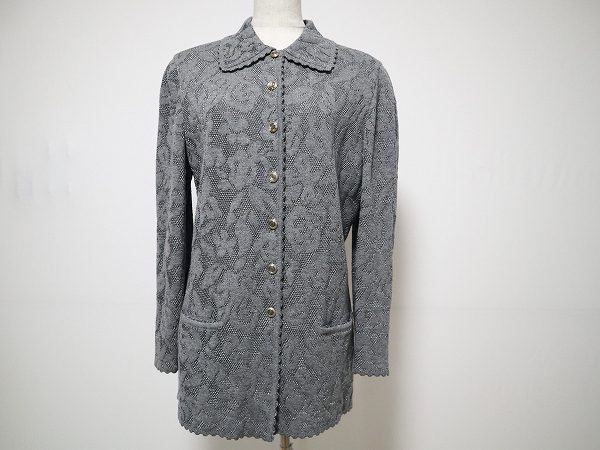 【エスカーダ】上品な輝きを持つラメ入りカーディガンをお買取しました