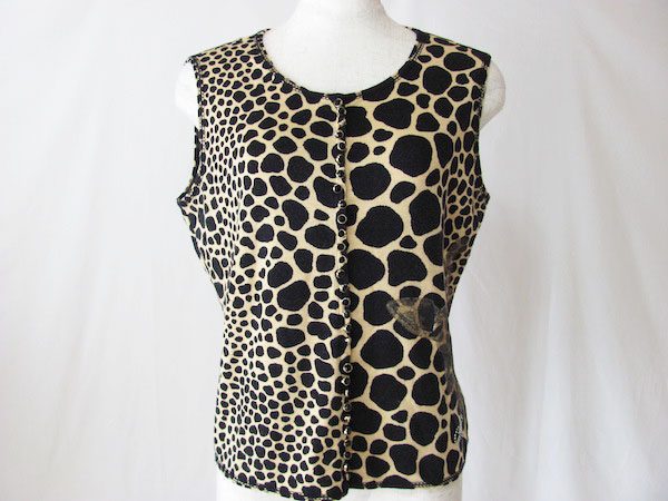 [お買取]伊太利屋｜独特な世界観を味わえるキリン柄のカットソー