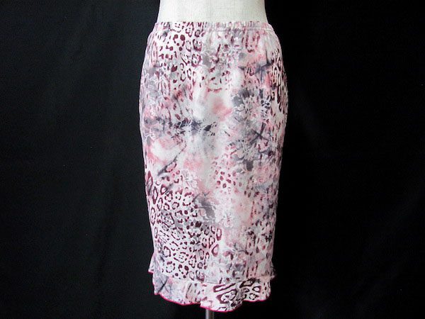 【レジーナロマンティコ】存在感のあるヒョウ柄スカートをお買取