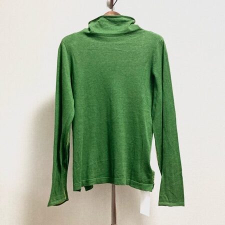 お買取したパラスパレスのニット