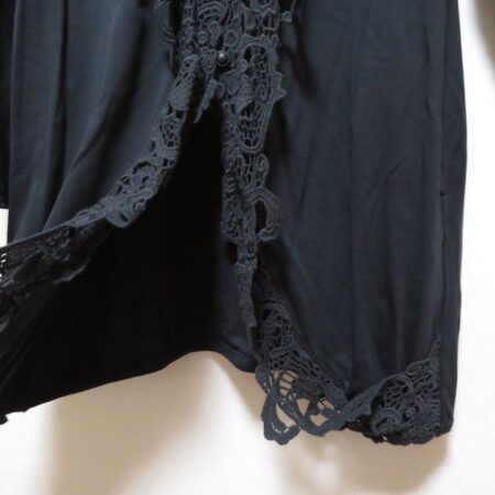 お買取したシズカコムロのカットソーの裾