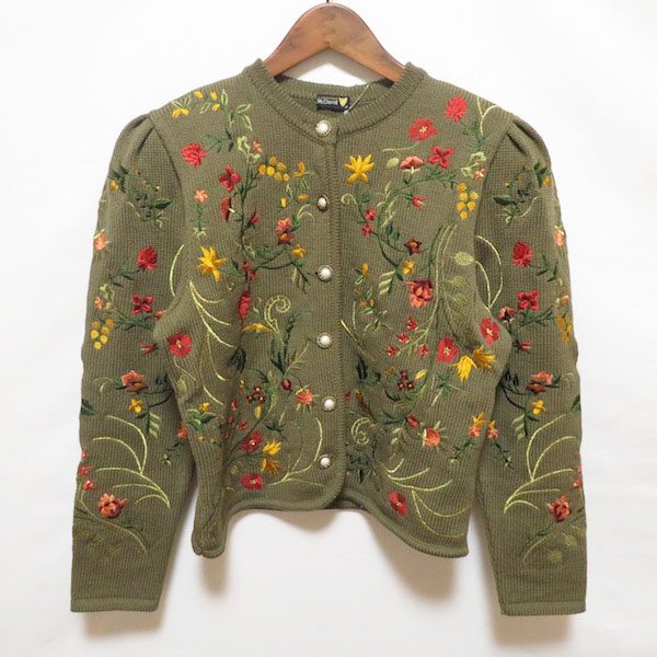 [お買取]マックデイビッド｜花モチーフが美しく映えるカーディガン