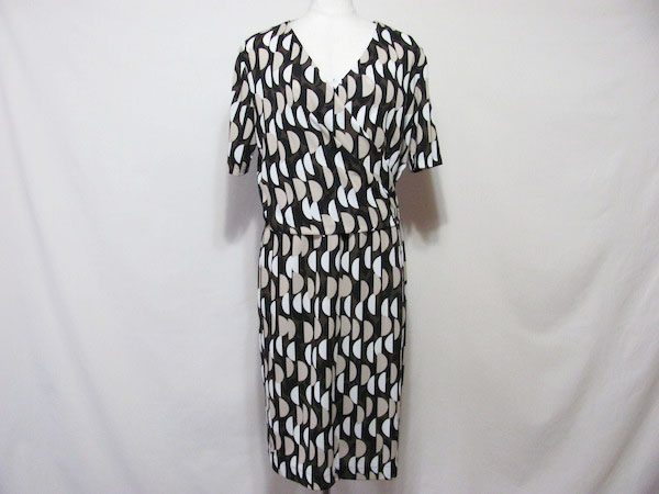 [お買取]ハナエモリ｜女性らしさを引き立てるカシュクールワンピース