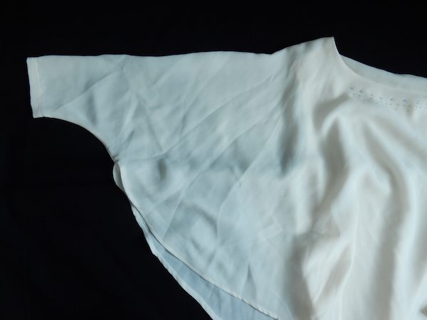 お買取したユキコハナイのブラウスの袖 お買取したユキコハナイのブラウスの袖