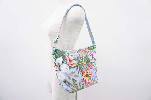 【フェイラー】高発色で美しいショルダーバッグをお買取しました