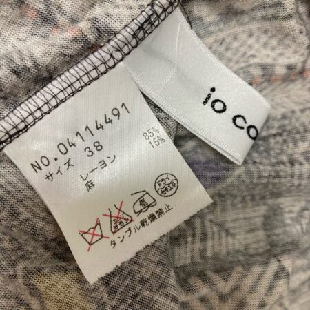 買取したイオコムイオの総柄ワンピースのタグ