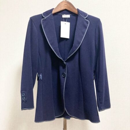高級感のあるデザインがお洒落なブルネロクチネリのジャケット