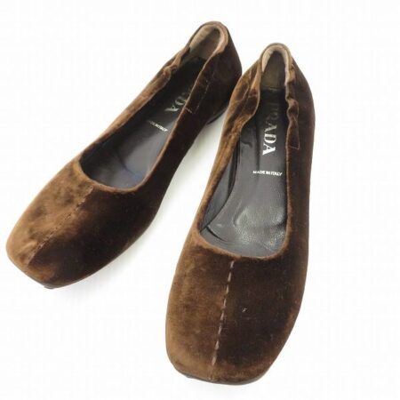 お買取したプラダのパンプス