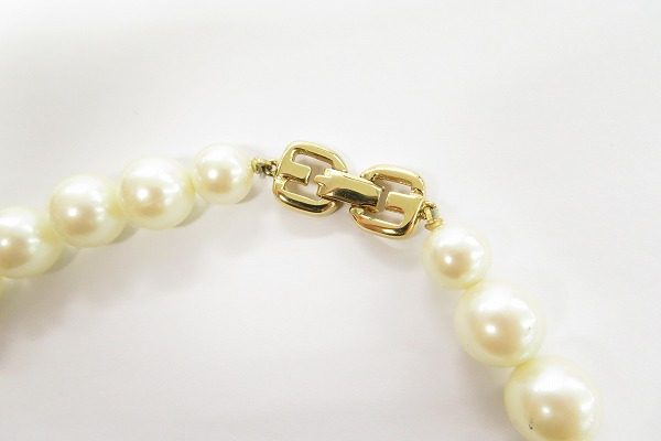 お買取したジバンシィのネックレスの金具 お買取したジバンシィのネックレスの金具