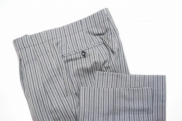 エイコクヤの買取商品モーニングスーツのパンツのご紹介です