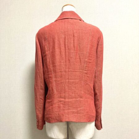 買取したアルバロッサのジャケットのバックデザイン