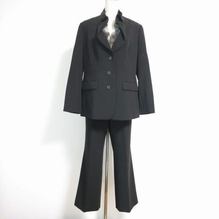 買取したアルバロッサのパンツスーツ 買取したアルバロッサのパンツスーツ