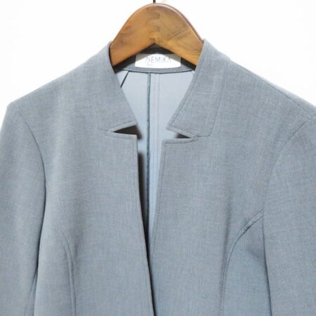 買取したネミカのジャケットの襟元デザイン